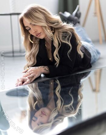 Laura Hummer