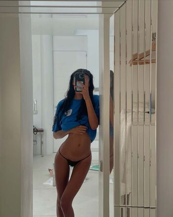 Full leaked Laura victoria private onlyfans photo