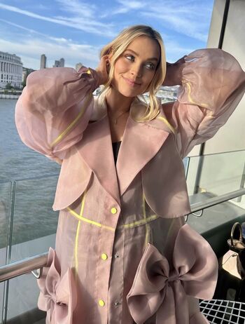 Laura Whitmore
