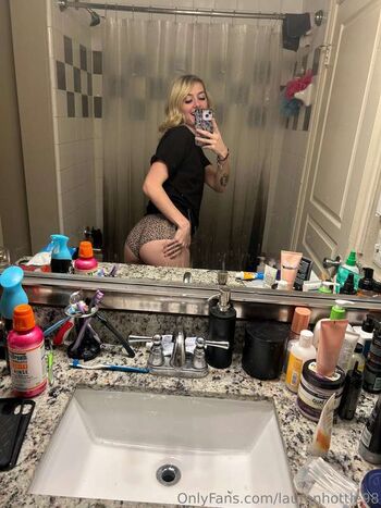 Full leaked Laurenhottie private onlyfans photo