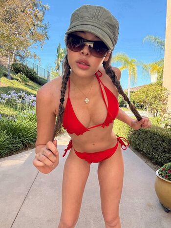 Full leaked Laurenmarieskye private onlyfans photo