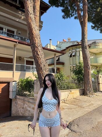 Full leaked Layda trkstn private onlyfans photo