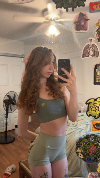 Full leaked Leafyem page private onlyfans photo