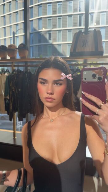 Leah Halton