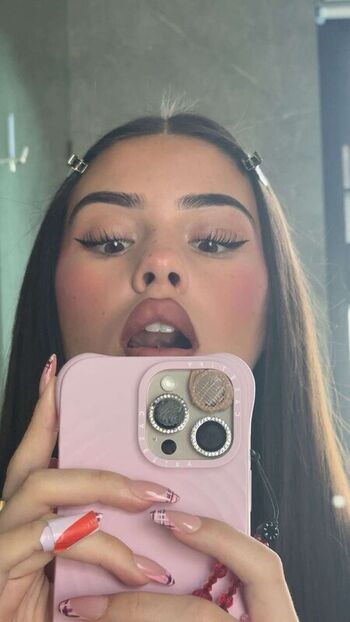 Leah Halton