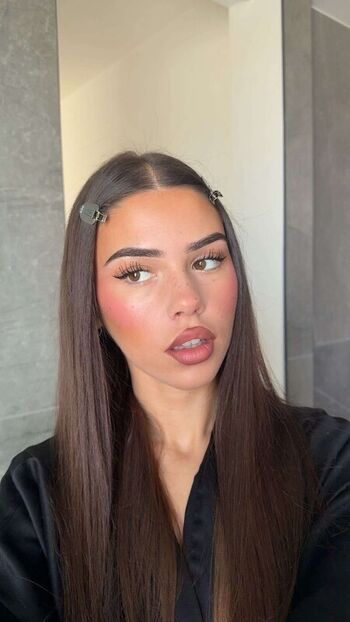 Leah Halton