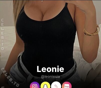 LeonieSia