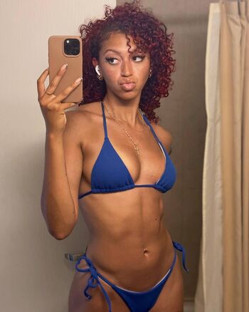 Full leaked Lexiellis private onlyfans photo