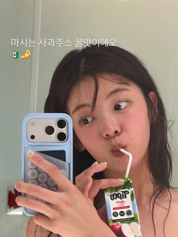 lia_loves___