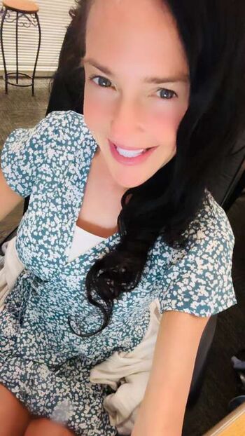 Lilrosiedoll