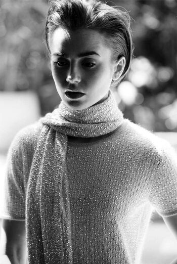 Lily Collins