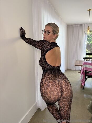 Lily Rose
