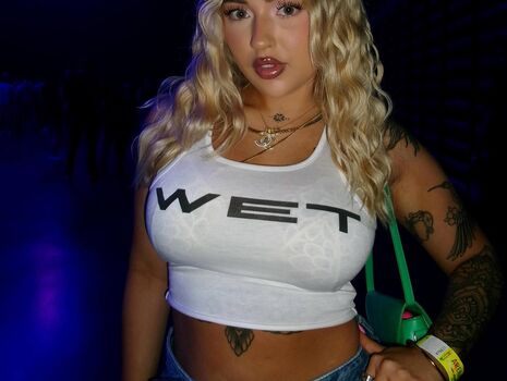 Full leaked Lilyjanexx private onlyfans photo