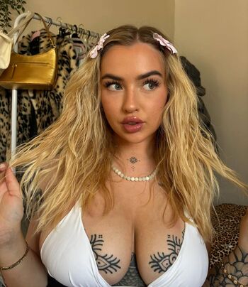 Full leaked Lilyjanexx private onlyfans photo