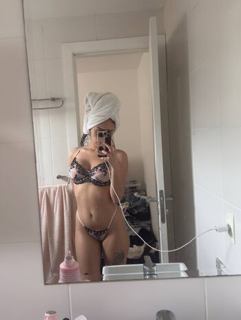 Full leaked Kathy nguyen/ private onlyfans photo