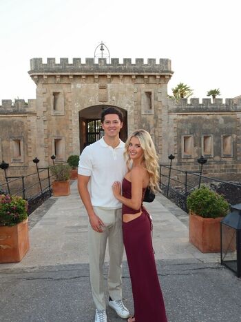 Lindsay Brewer
