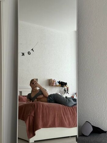 Full leaked Liyastar private onlyfans photo