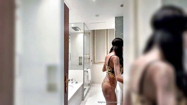 Lola Mia
