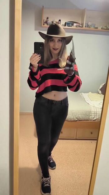 Loreniitta90