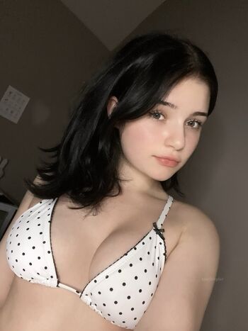 Full leaked Loseskylar private onlyfans photo