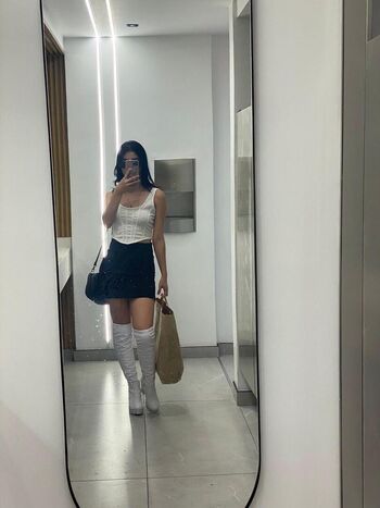 Luisa Valencia