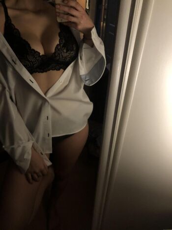 Full leaked Lustfullucy private onlyfans photo