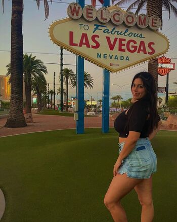 Full leaked Luztorresss private onlyfans photo