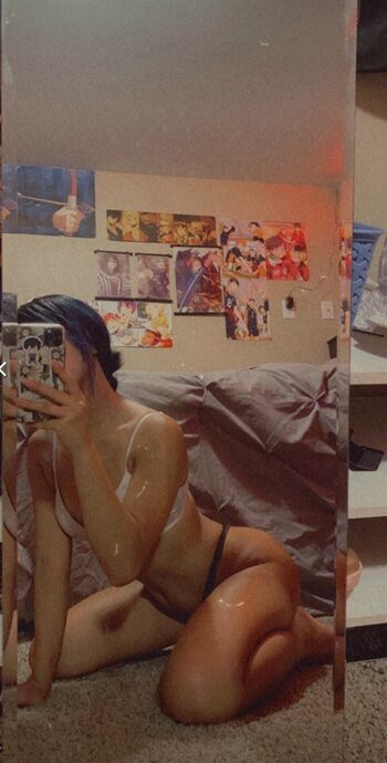 Full leaked Lycheebobaxo private onlyfans photo