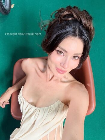 Full leaked Lydie vu page private onlyfans photo