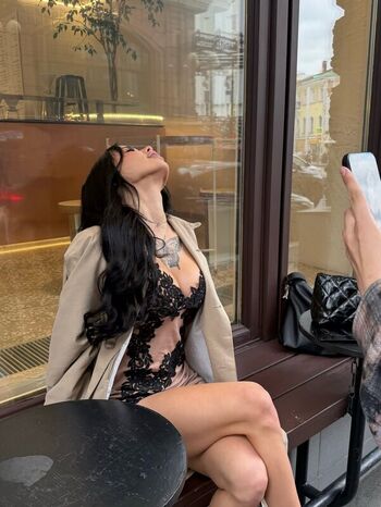 lyna_com