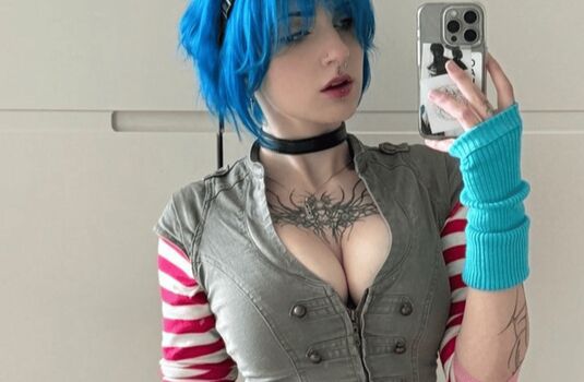 Full leaked Lyracrow private onlyfans photo