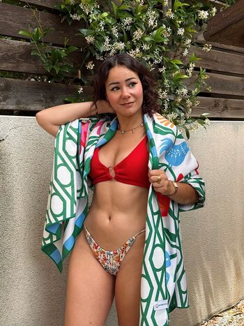 Full leaked Madamebrtzl private onlyfans photo