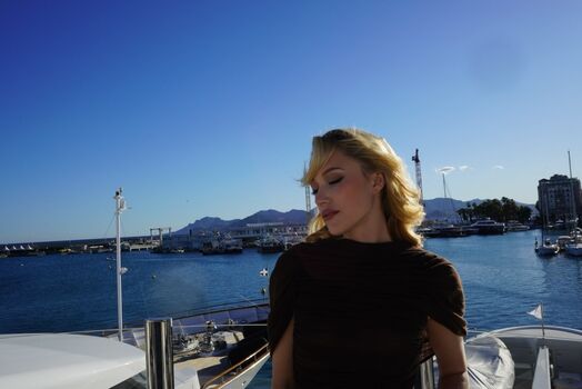 Maika Monroe
