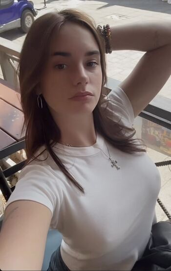 Full leaked Makenzieraine private onlyfans photo