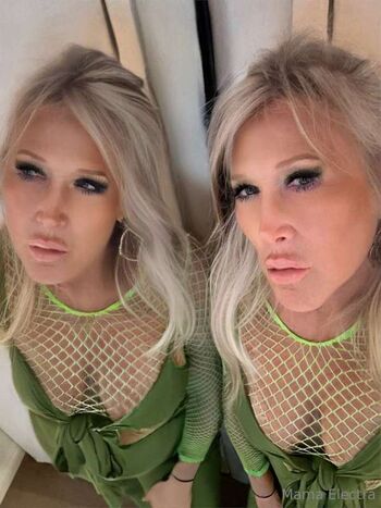 Full leaked Mama electra private onlyfans photo