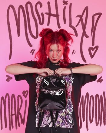 Mari Moon