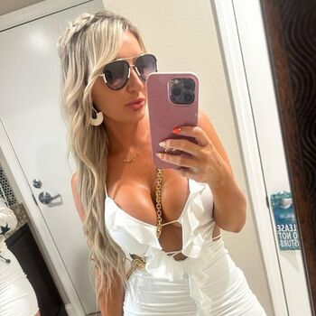 Full leaked Mariahhbrianne private onlyfans photo