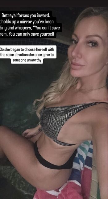 Full leaked Mariahhbrianne private onlyfans photo
