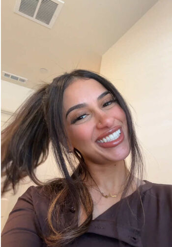 Full leaked Mariazakhary private onlyfans photo