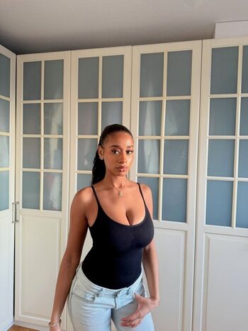 Full leaked Maryyyxlo private onlyfans photo