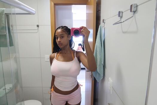 Full leaked Maryyyxlo private onlyfans photo