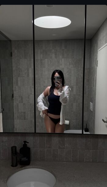 mchellezhu