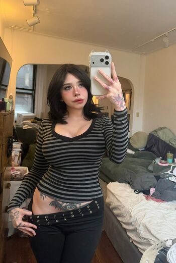 Full leaked Meepmomentt private onlyfans photo