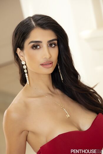 Mia Ventura