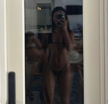 Full leaked Miaarhodes private onlyfans photo