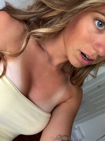 Full leaked Miabrielle private onlyfans photo