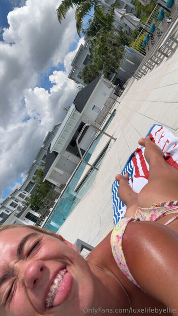 Full leaked Miabrielle private onlyfans photo
