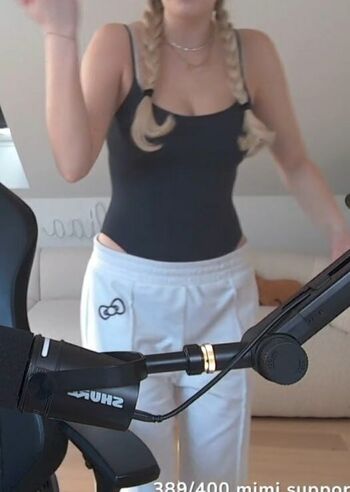 Full leaked Mialiliaa private onlyfans photo