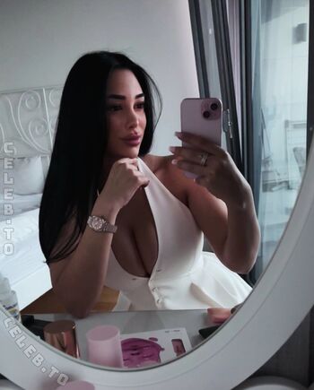 Full leaked Miiss chanel private onlyfans photo