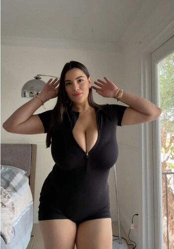 Full leaked Lireia reiyou/ private onlyfans photo